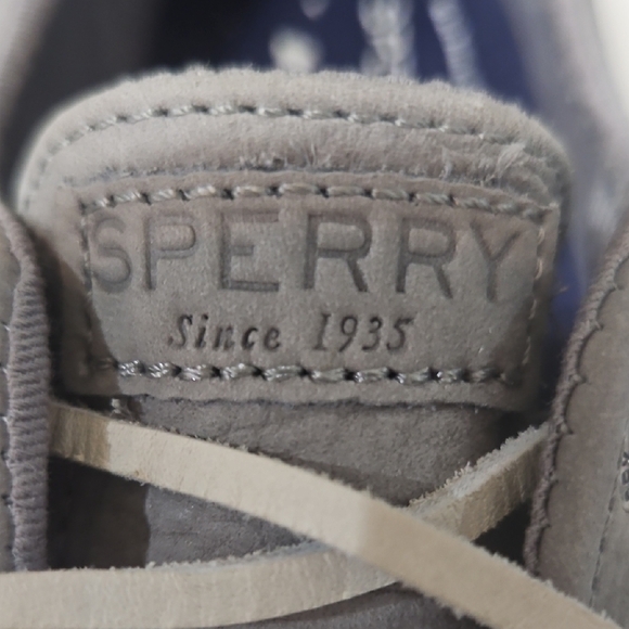 Sperry Light Gray Sneakers with White Laces - Picture 2 of 8